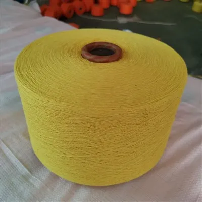Filato di miscela di cotone riciclato giallo